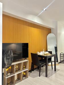 ElixirStaycation at Knightsbridge Residences