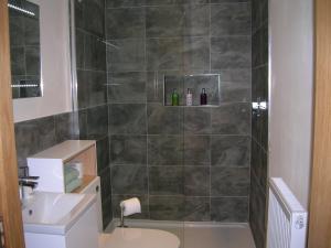 Woodland Lodge Hot Tub Sleeps 6