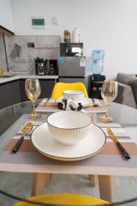 Nivla Executive Cozy haven with gym and Balcony