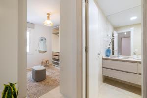 Luxury Apartment Fuengirola Centro by AORA STAY