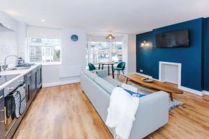 Lincoln House Apartments Buxton by Assured Stays