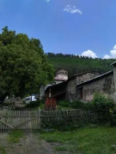 Lakhushdi Guesthouse - Gulida