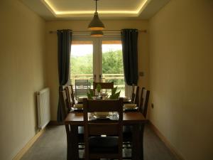 Woodland Lodge Hot Tub Sleeps 6