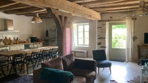 Maisons de vacances Le Jardin de Marie - le gite 12 pers Sancerre : photos des chambres
