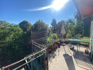 4 Story, 12 beds, home near Eurovision Contest
