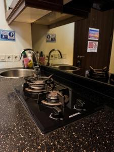 Apt Kemang Village With Wi-Fi and Pool