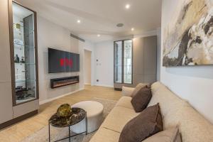 Luxury 2 Bedroom Apartment in Central Milan