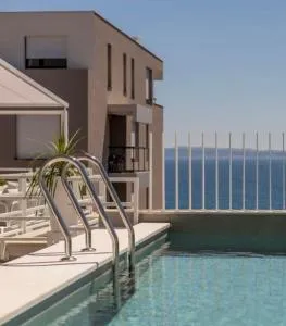 The Pleasurist - apartment with PRIVATE heated pool and terrace - Split