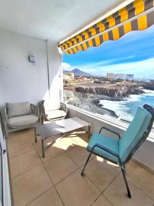 ROSA DE MAR 1 - parking, pool, beachfront, first coastline, tv channels