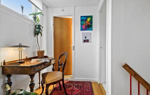 2 Bedroom Gorgeous Home In Espergærde