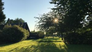 Maisons de vacances La Grange, la Lande St Leger : photos des chambres