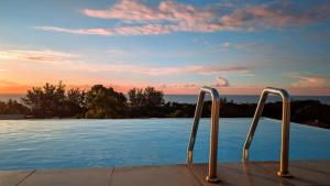 Beach house apartment with pool