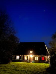 Maisons de vacances La Grange, la Lande St Leger : photos des chambres