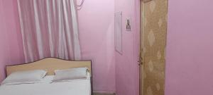 Taiba Guest House - BUDGET&BASIC ROOMS - Near New Market, Esplanade, Dharamatala