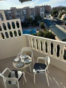 Beautiful 2 bedroom apartment in Playa Honda with Spectacular Sea Views