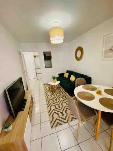 Charming apartment 100m from the beach