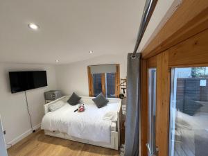 The Grove self-contained Garden Suite