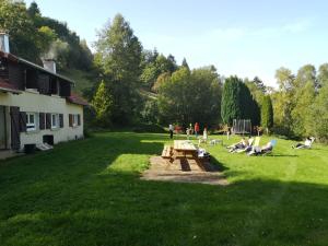 Gîte La Belle Vue, Maison de campagne pour 21 personnes avec vue magnifique