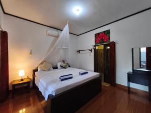 Phòng Giường Đôi Có Sân Trong (Double Room with Patio)
