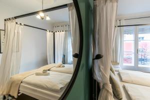 80 sqm, 3 bedrooms, 2 bathrooms, new