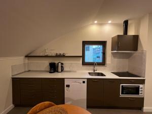 Su apartment side terrace no 3