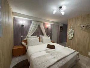 Chambres d'hôtes salles de bain intégrée et entrée privée , parking gratuit - Rivaux