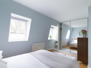 Hampstead Heath 2 bed