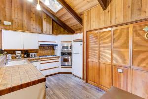 Tylers Timber Lodge