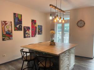 Appartements charmes de Lourdes : photos des chambres