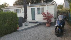 Logement vacances Yvoir avec piscine et deux chambres