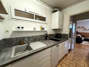 Appartements Appartement avec parking : photos des chambres