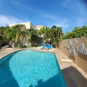 Bohemian Townhouse Palm Beach Aruba - Saliña Cerca