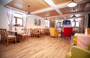 Hostinec pod úbočou - Hronec