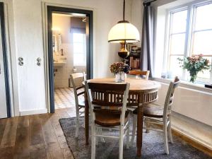 Warft Simmerdeis - Ferienwohnung 2 im EG