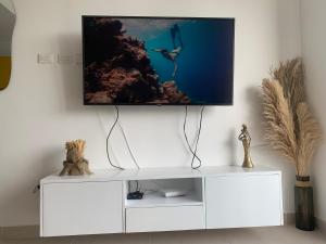 Apartasuite Salinas del Mar, con vistas al mar y la reserva natural