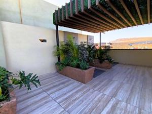 Basento Deluxe Apartment with parking pool gym padel