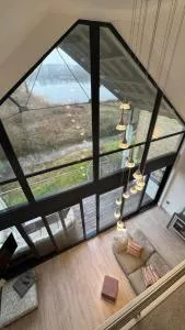 The Lake House - Oaksey