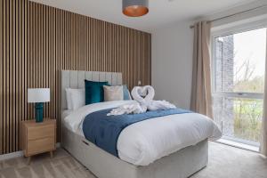 31 Grand Court - Lovely Home Near Canal, Park, & Central MK