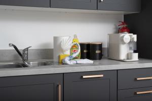 31 Grand Court - Lovely Home Near Canal, Park, & Central MK