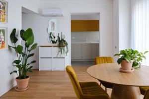 Blonde I One Bedroom Apartment I One Cotroceni Park