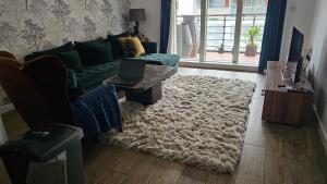 Town Centre Apartment in Gated Complex