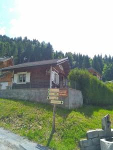 Chalets Gite Le Polonate : photos des chambres