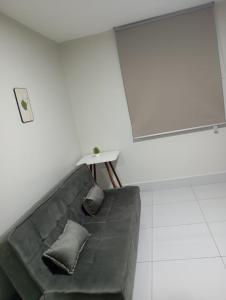 Setor Oeste 1 quarto c garagem