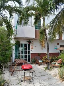 Beach House with Jacuzzi