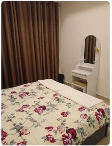 Cozy Beautiful Private Nerd with Shared Washroom