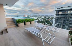 Luxury Apartment Rooftop With Two Level and Infinitive Pool