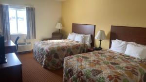 2 Queen Beds Accessible Non-Smoking room in Park View Inn & Suites Hoisington