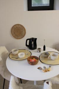 Appartements Le Cocon - proche gare avec jardinet - 2 adultes et 1 bebe : photos des chambres