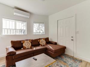 Modern 3 Bedroom Apartment in San Fernando