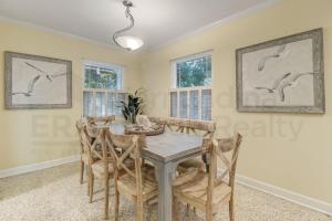 223 Lighthouse Circle